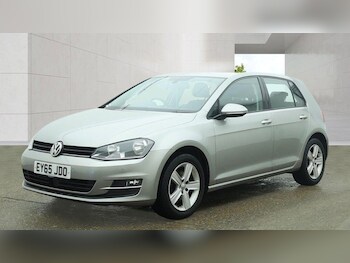 Used Volkswagen Golf 2015 for sale - 78822168: Photo
