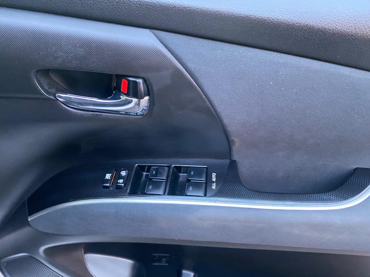 Used Toyota Estima 2025 for sale - 76371530: Photo 21