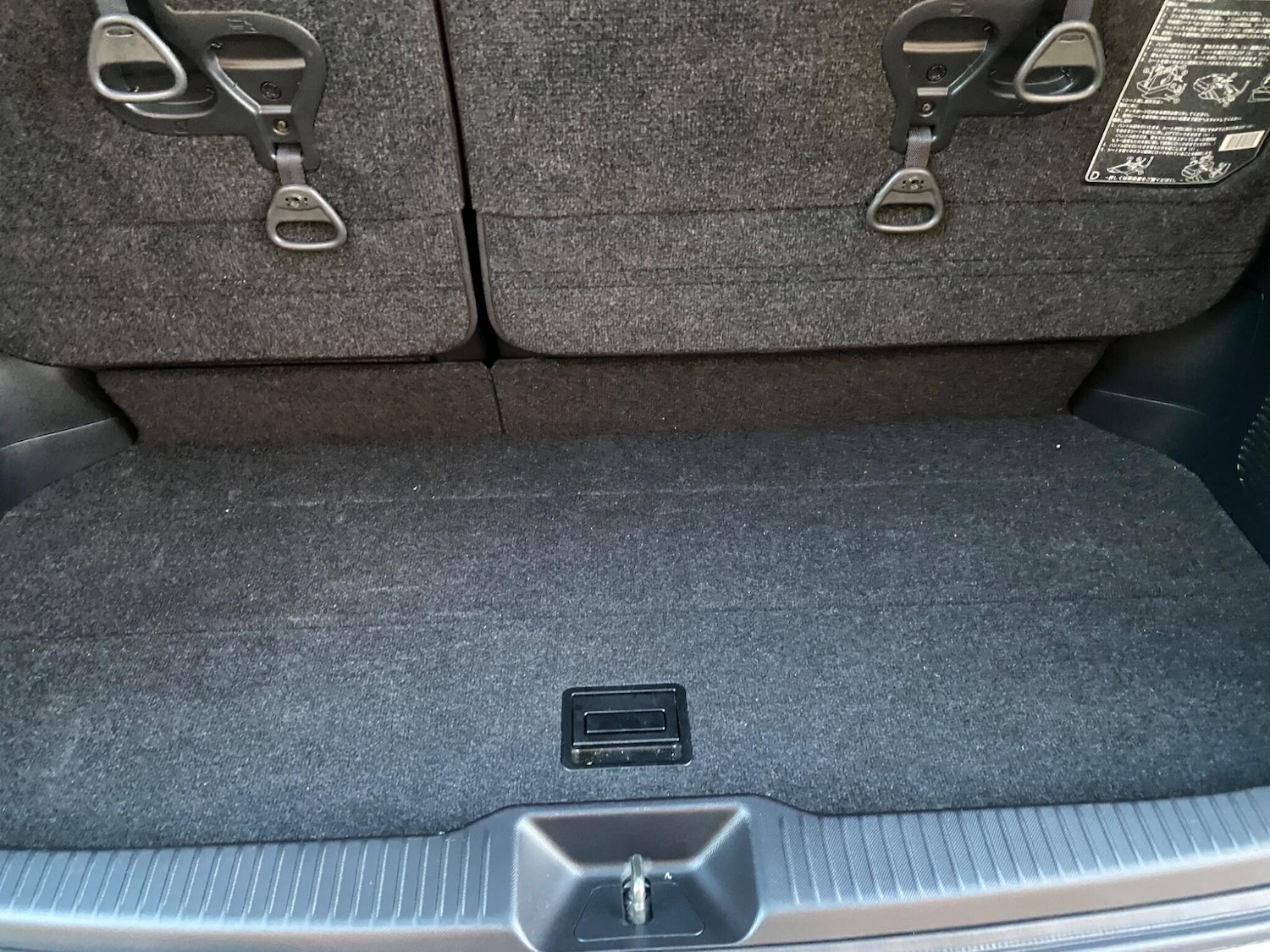 Used Toyota Estima 2025 for sale - 76371530: Photo 30