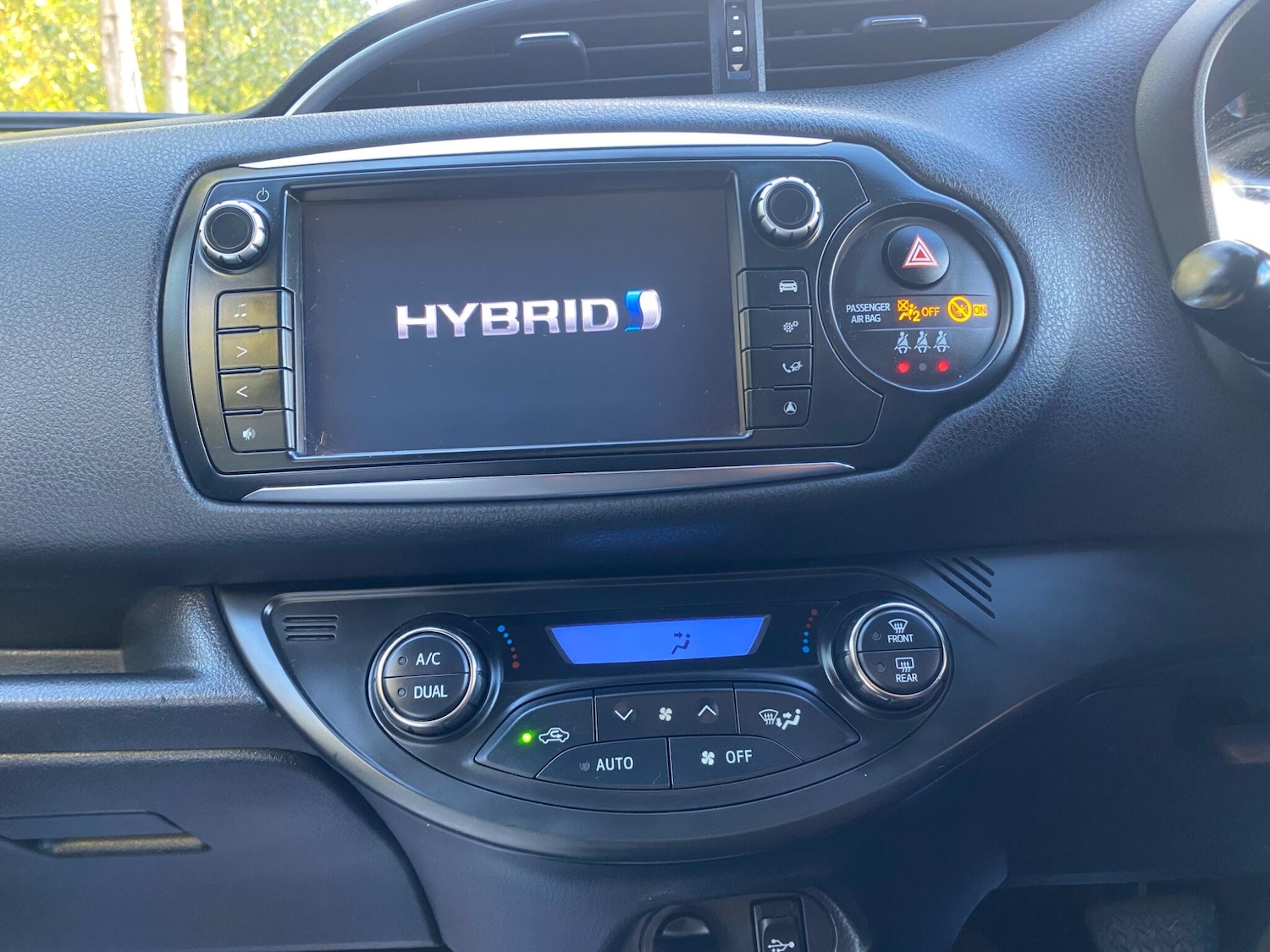 Used Toyota Yaris 2017 for sale - 77031035: Photo 15