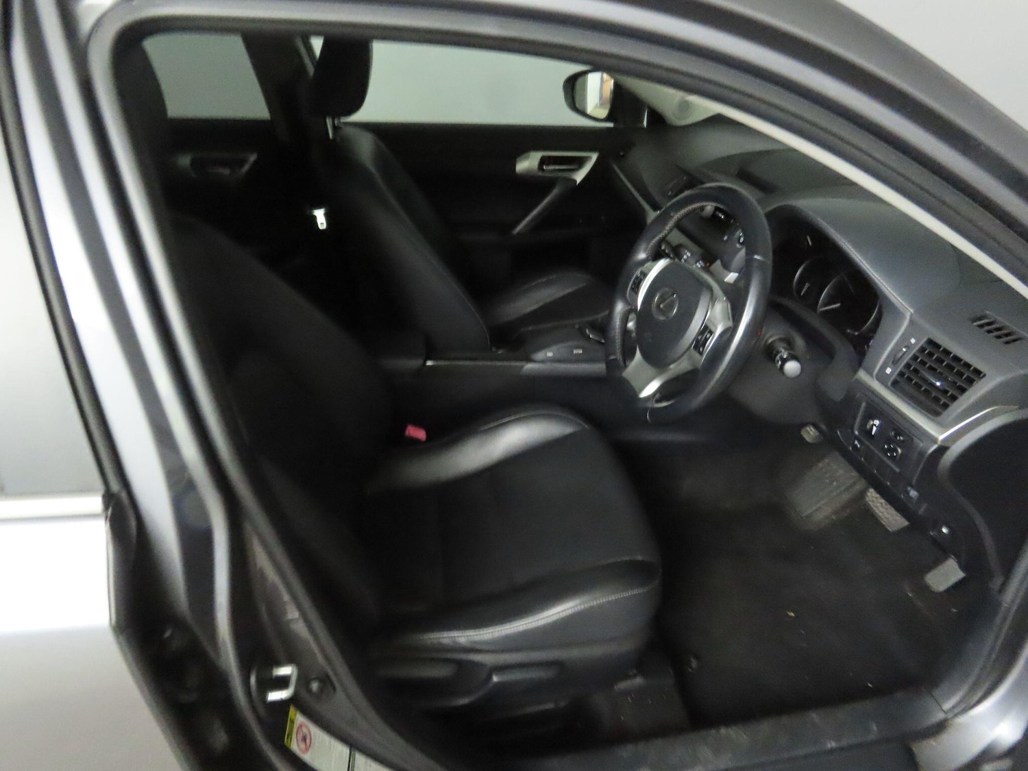 Used Lexus CT 2011 for sale - 76513196: Photo 8