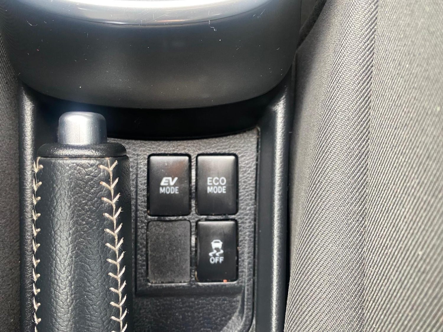 Used Toyota Yaris 2015 for sale - 77009895: Photo 19