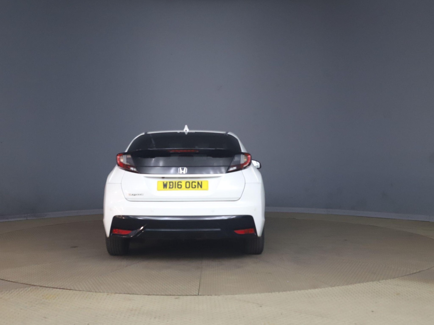 Used Honda Civic 2016 for sale - 78220695: Photo 5