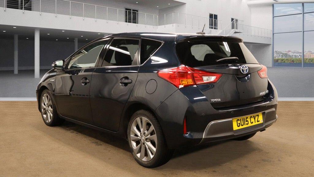 Used Toyota Auris 2015 for sale - 76159240: Photo 3