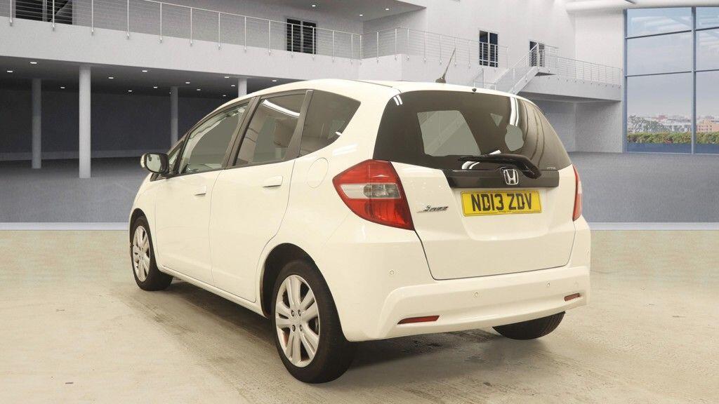 Used Honda Jazz 2013 for sale - 77576021: Photo 9