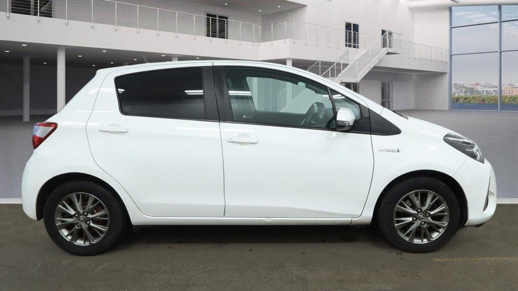 Used Toyota Yaris 2019 for sale - 78172244: Photo 5