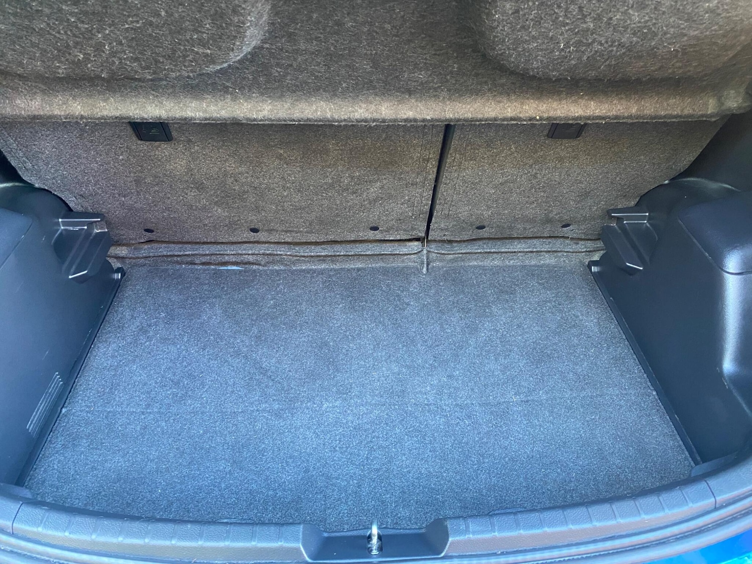 Used Toyota Yaris 2017 for sale - 77285925: Photo 30