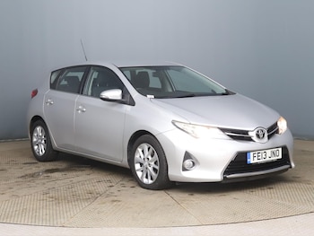 2013 (13) - 1.33 Dual VVT-i Icon Euro 5 (s/s) 5dr