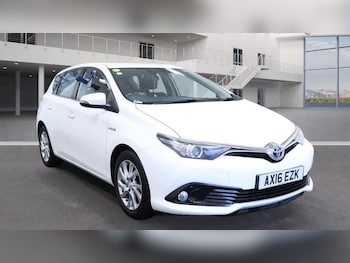 Toyota Auris feature image