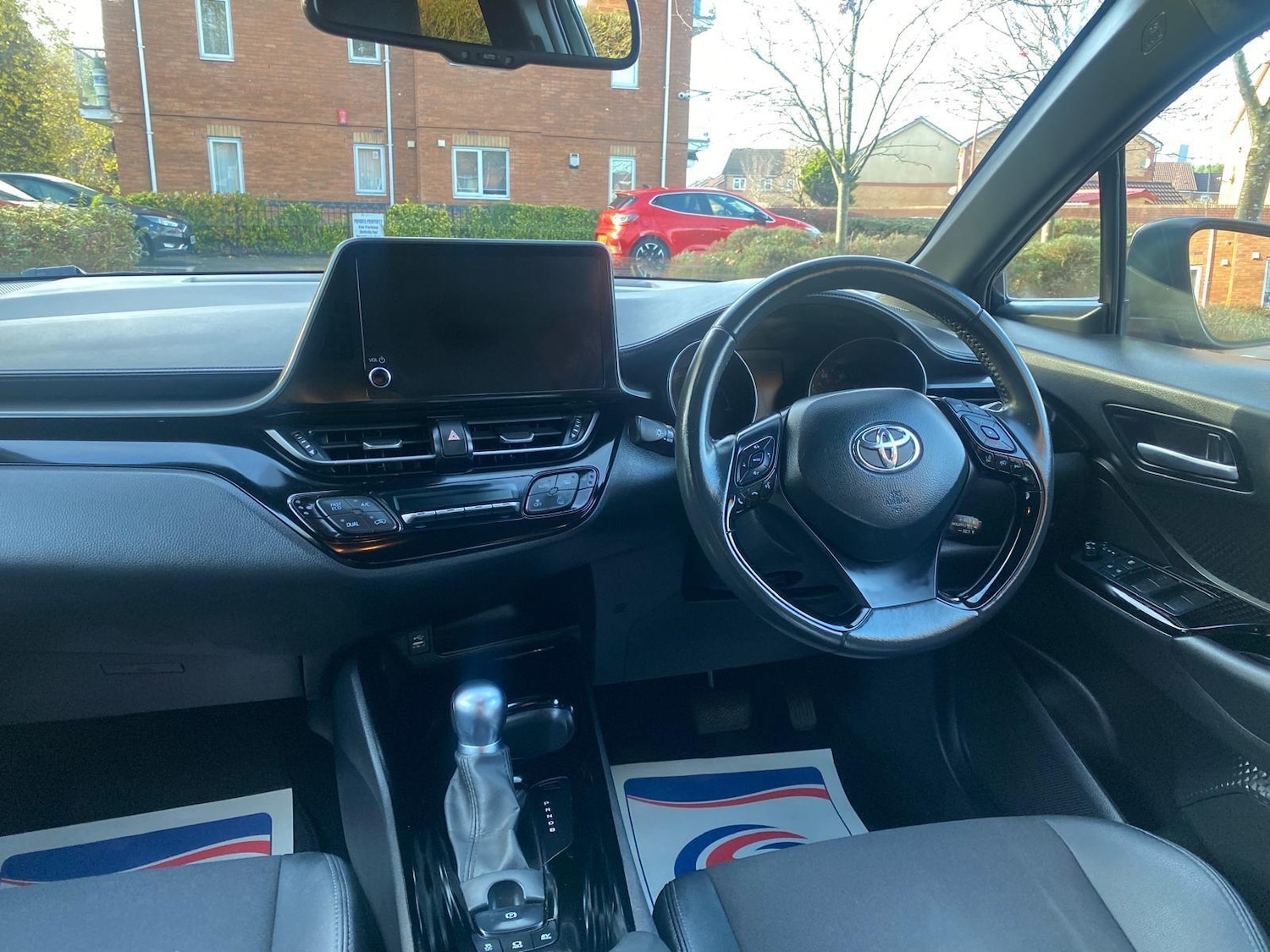 Used Toyota C-HR 2022 for sale - 77009915: Photo 12