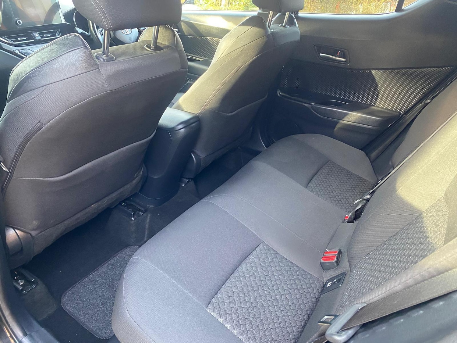 Used Toyota C-HR 2022 for sale - 77009915: Photo 27