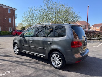 Used Volkswagen Touran 2015 for sale - 78220698: Photo