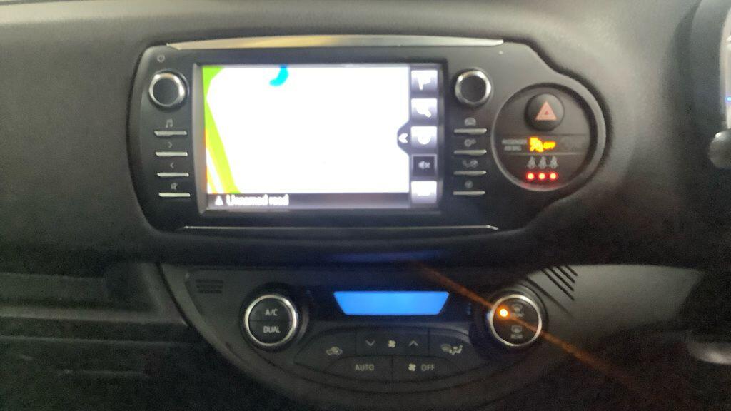 Used Toyota Yaris 2018 for sale - 77633815: Photo 14