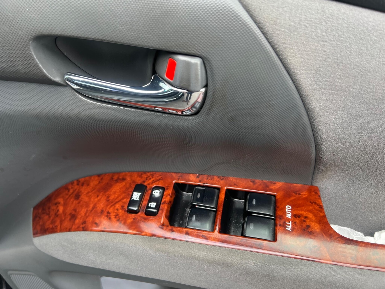 Used Toyota Estima 2023 for sale - 78172230: Photo 16