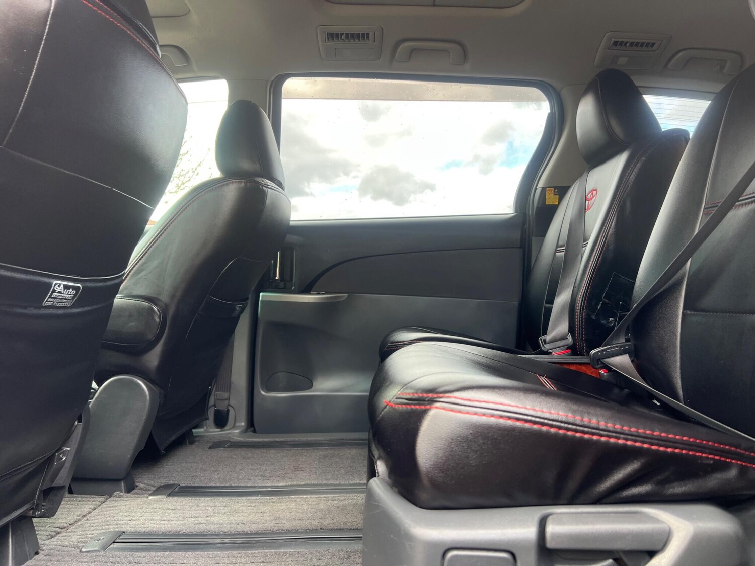 Used Toyota Estima 2023 for sale - 78172230: Photo 27