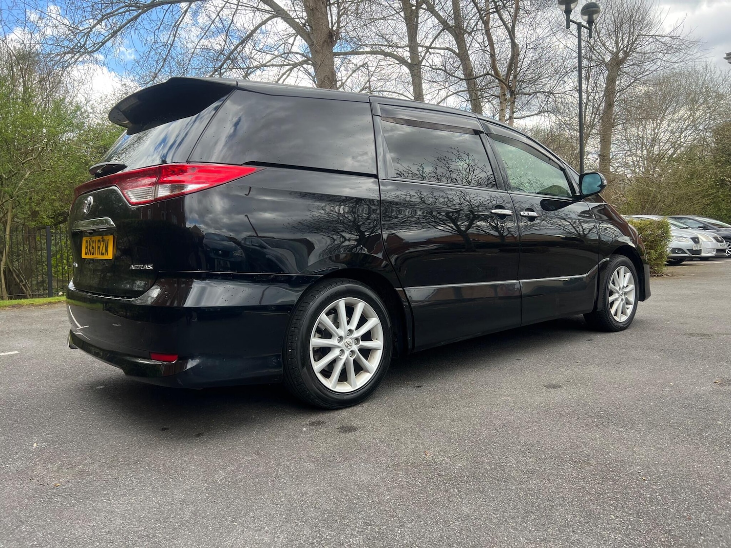 Used Toyota Estima 2023 for sale - 78172230: Photo 40