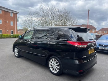 Used Toyota Estima 2012 for sale - 78172230: Photo