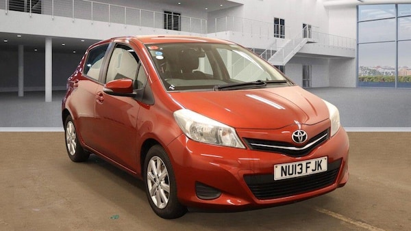 Used Toyota Yaris 2013 for sale - 76239842: Photo 1