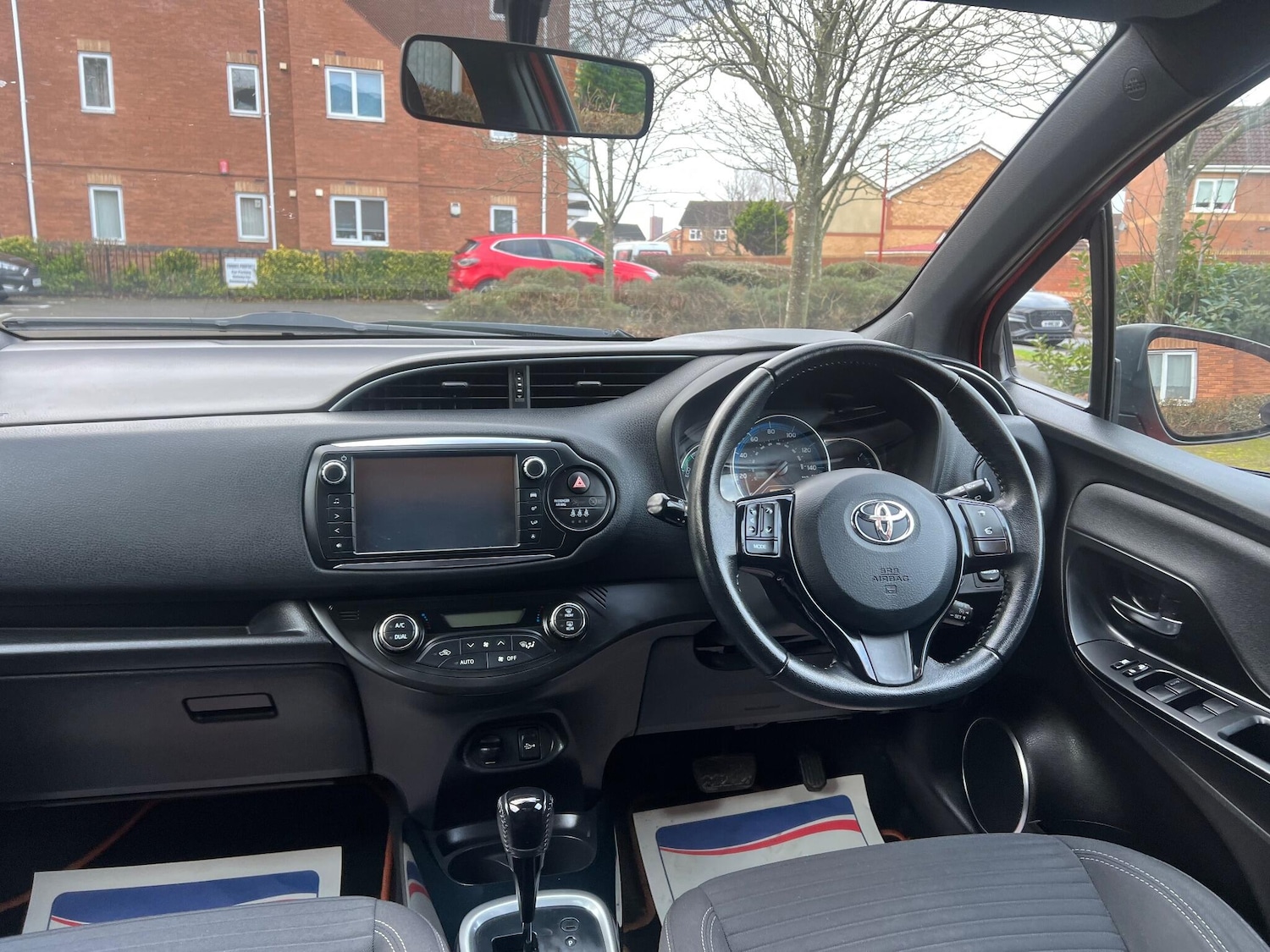 Used Toyota Yaris 2016 for sale - 77401246: Photo 13