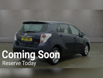 Used Toyota Verso 2016 for sale - 77576002: Photo