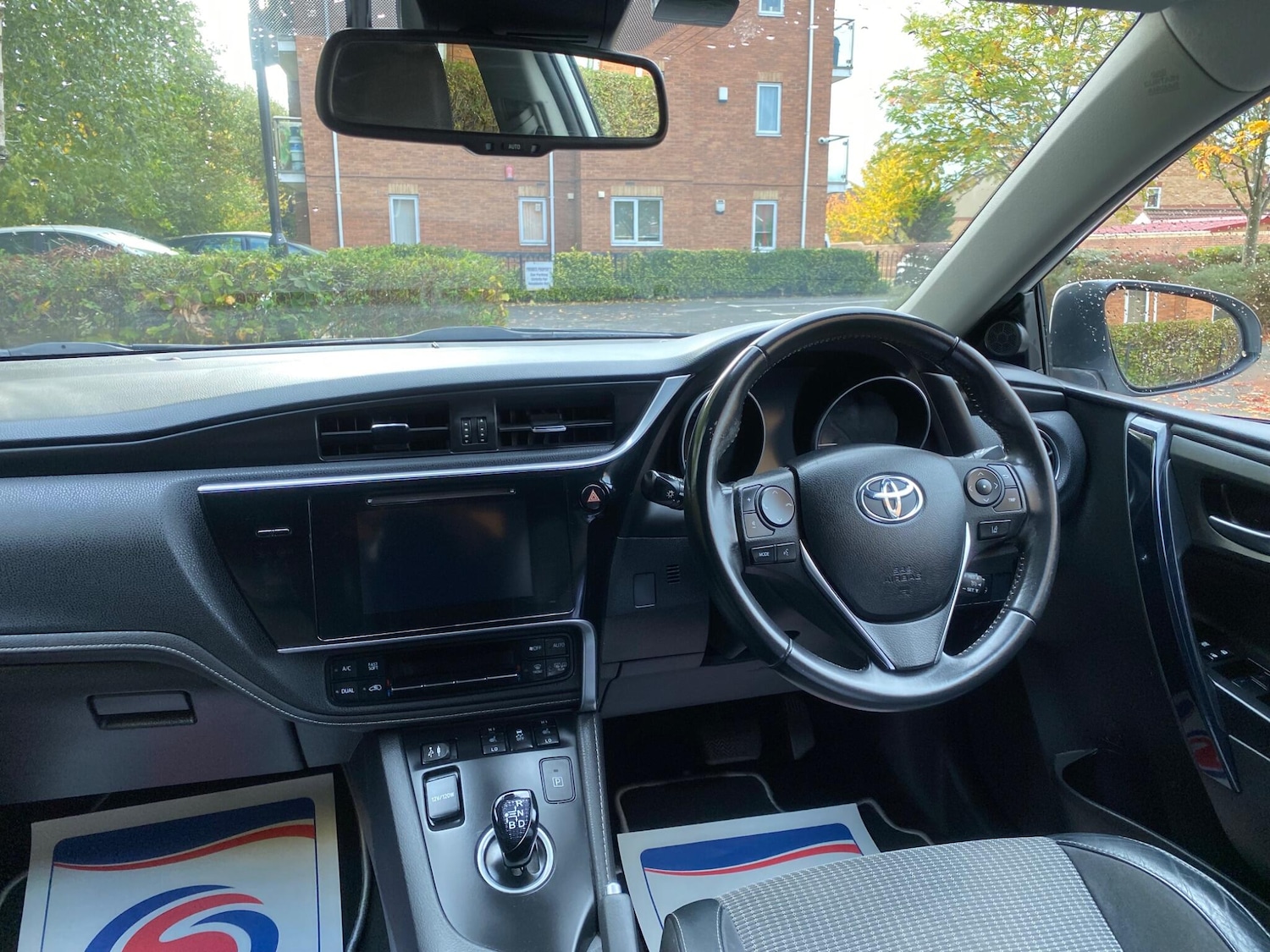 Used Toyota Auris 2017 for sale - 76137458: Photo 11