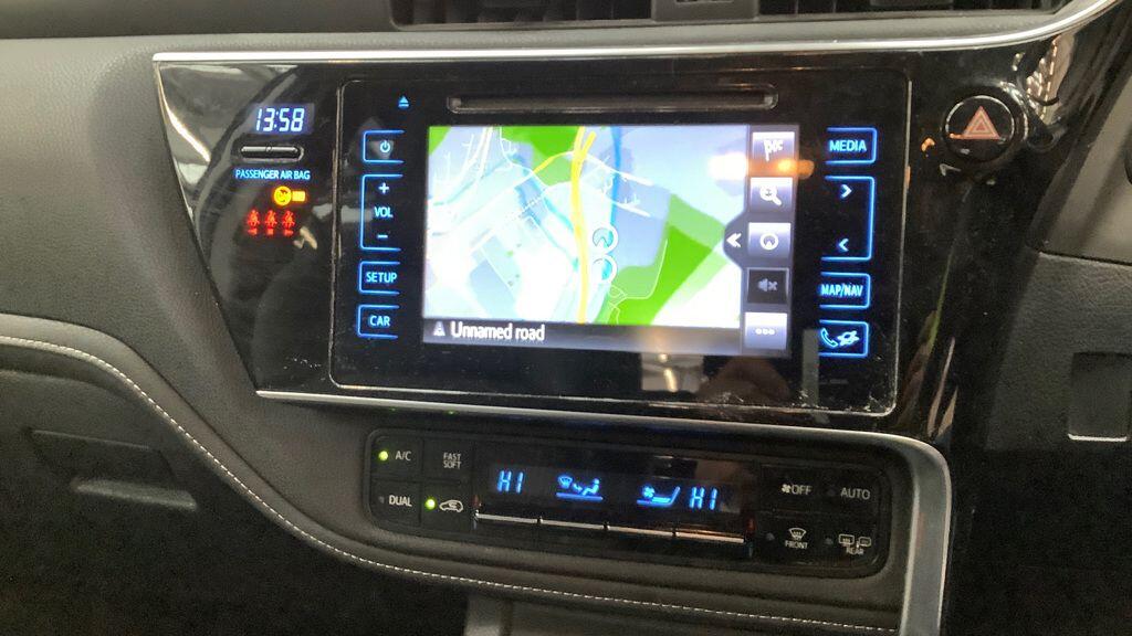 Used Toyota Auris 2017 for sale - 76137458: Photo 8