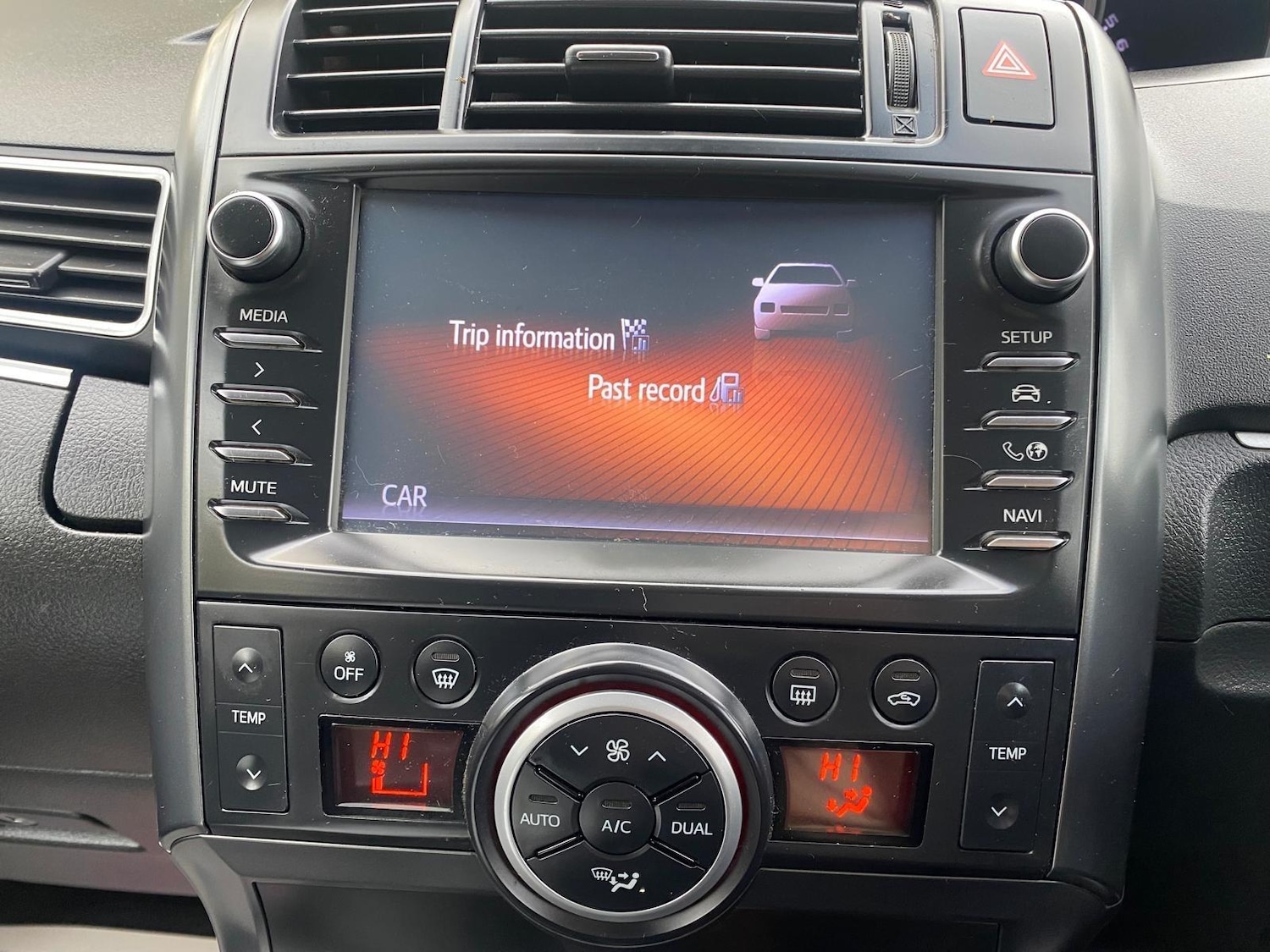 Used Toyota Verso 2016 for sale - 77285919: Photo 21