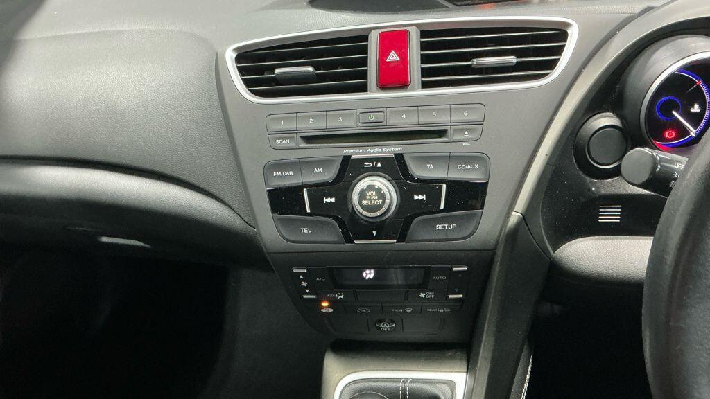 Used Honda Civic 2014 for sale - 78086632: Photo 13