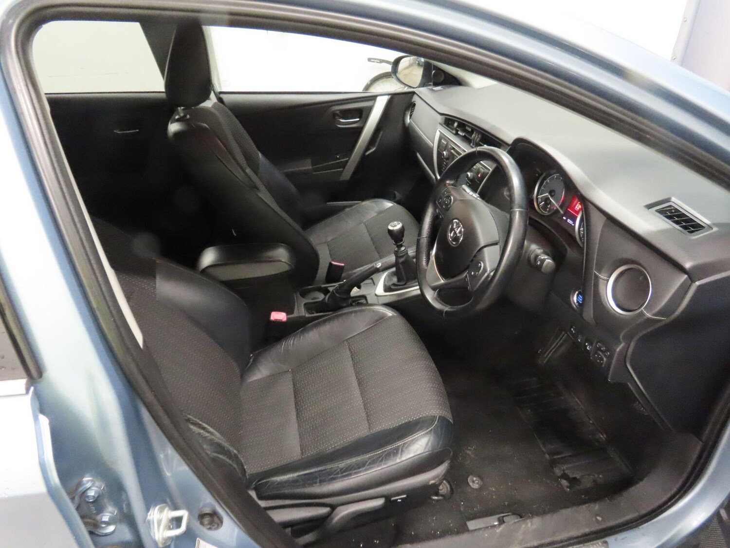 Used Toyota Auris 2013 for sale - 77685181: Photo 8