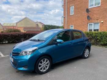 Used Toyota Yaris 2011 for sale - 74642754: Photo
