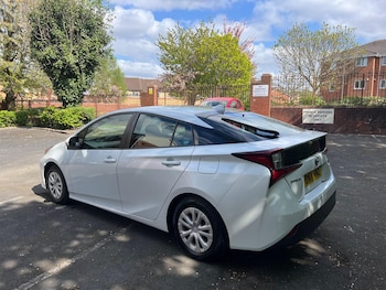 Used Toyota Prius 2021 for sale - 78603040: Photo