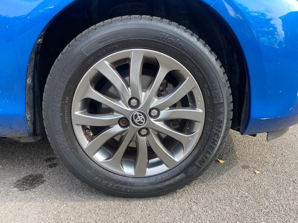 Used Toyota Yaris 2017 for sale - 75740994: Photo 32