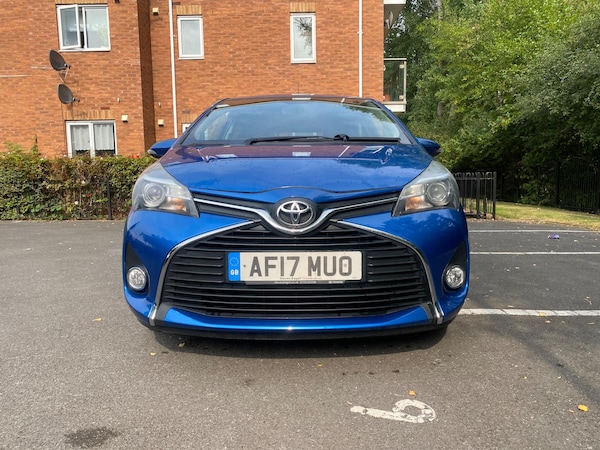 Used Toyota Yaris 2017 for sale - 75740994: Photo 35