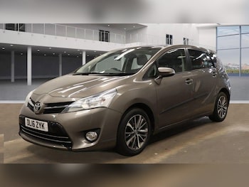 Used Toyota Verso 2016 for sale - 75646901: Photo