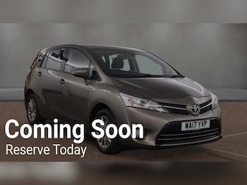 Used Toyota Verso 2017 for sale - 79621098: Photo