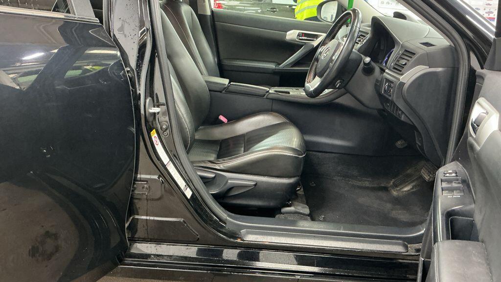 Used Lexus CT 2013 for sale - 77646786: Photo 15