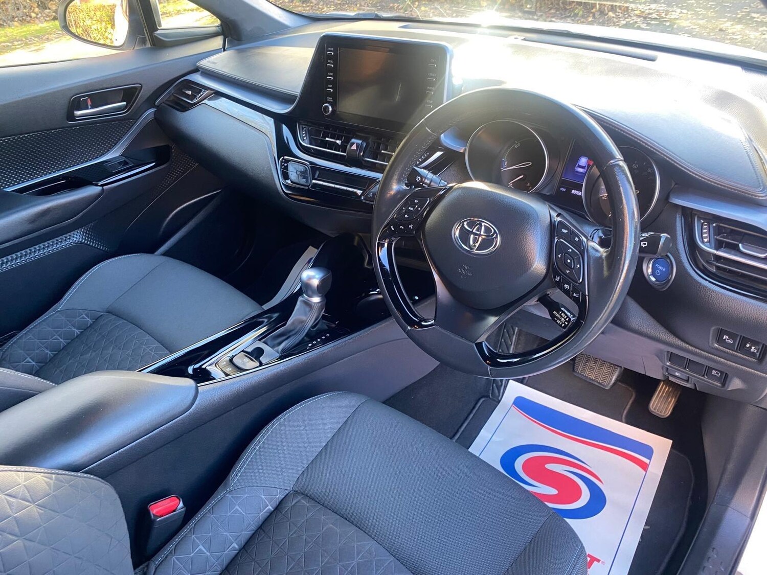 Used Toyota C-HR 2021 for sale - 77685210: Photo 10