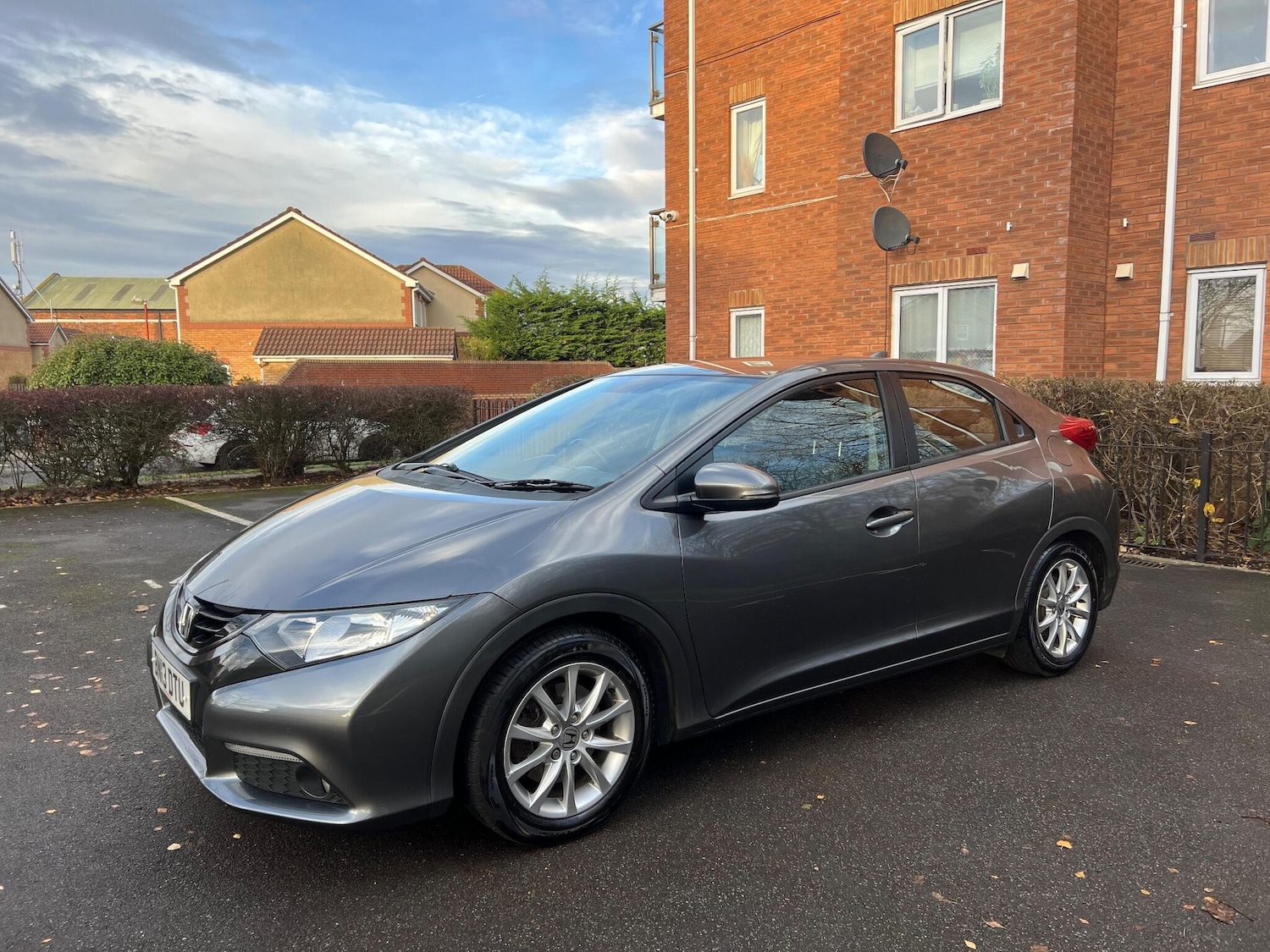 Used Honda Civic 2013 for sale - 77031012: Photo 3