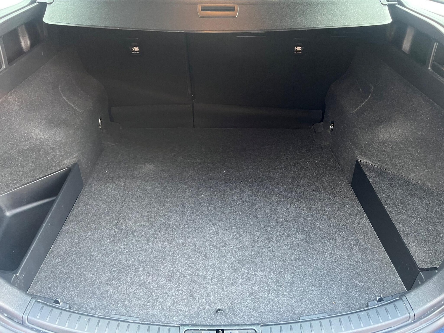 Used Toyota Auris 2016 for sale - 77239283: Photo 30