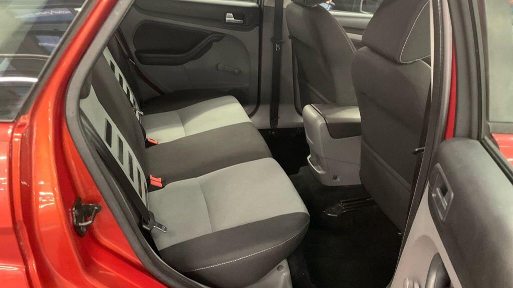 Used Ford Focus 2009 for sale - 77009899: Photo 8