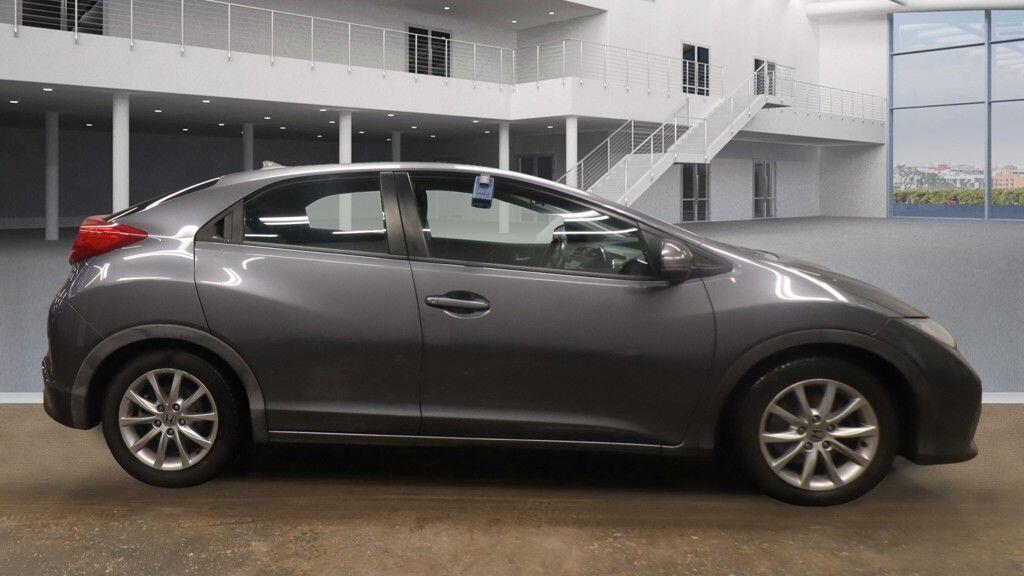 Used Honda Civic 2013 for sale - 76801368: Photo 6