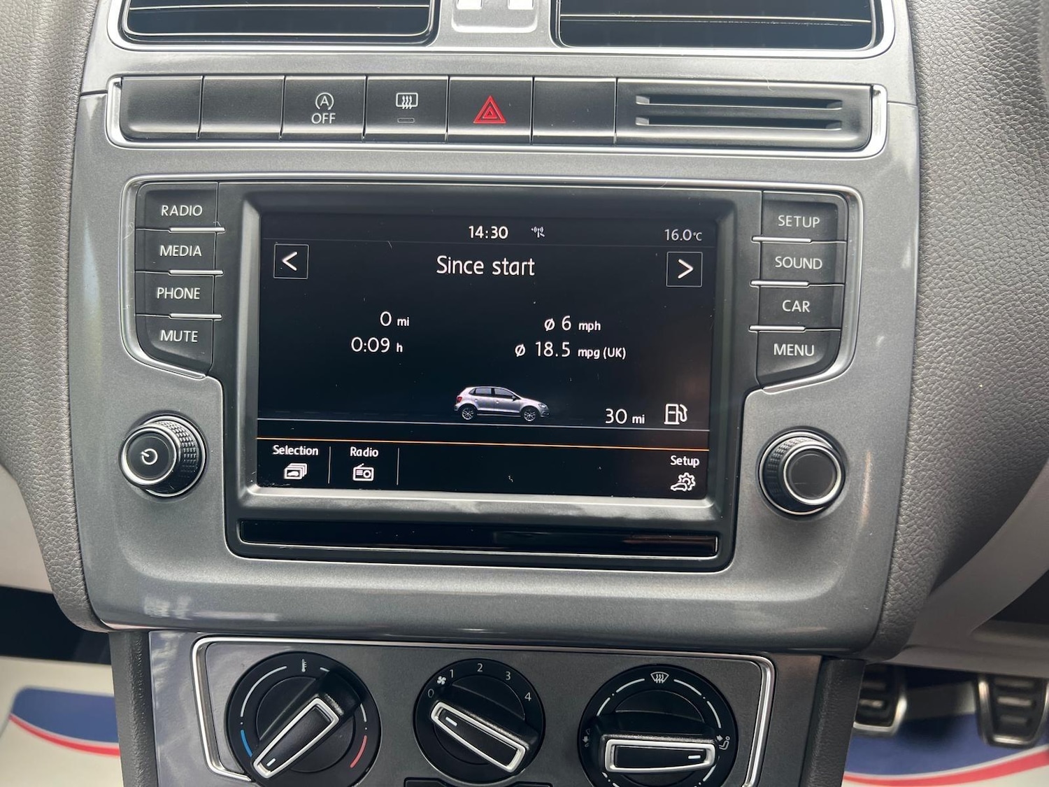 Used Volkswagen Polo 2015 for sale - 77031014: Photo 16