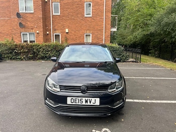 Used Volkswagen Polo 2015 for sale - 77031014: Photo