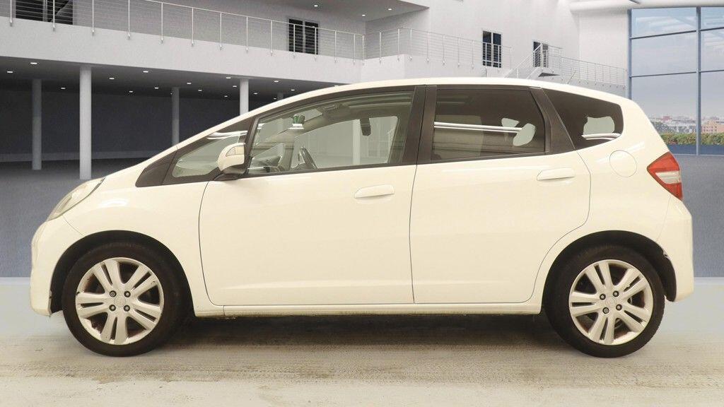 Used Honda Jazz 2013 for sale - 77559317: Photo 12