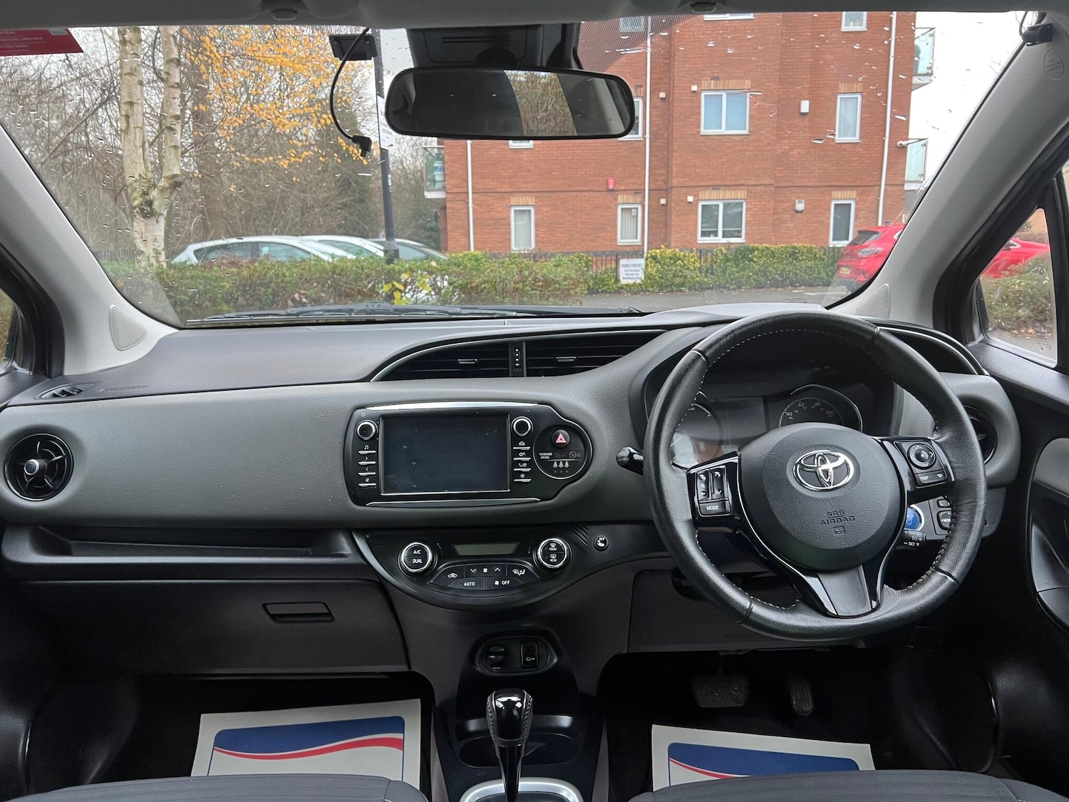 Used Toyota Yaris 2017 for sale - 77285923: Photo 21