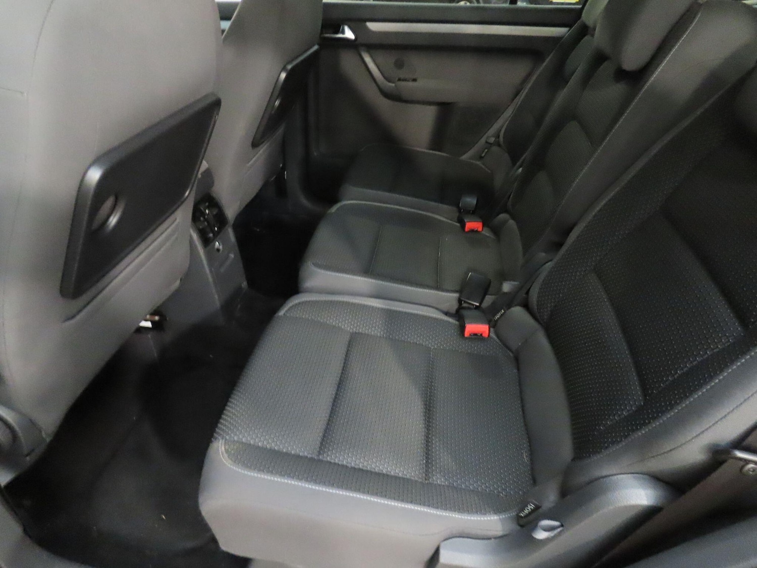 Used Volkswagen Touran 2013 for sale - 77031022: Photo 7