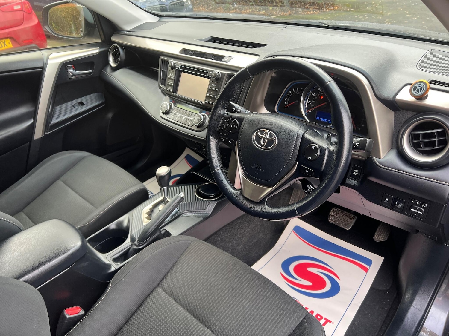 Used Toyota RAV4 2013 for sale - 77239292: Photo 10