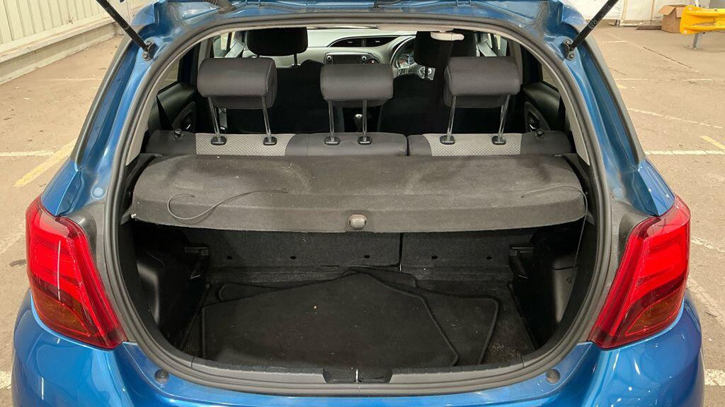 Used Toyota Yaris 2015 for sale - 78220719: Photo 10