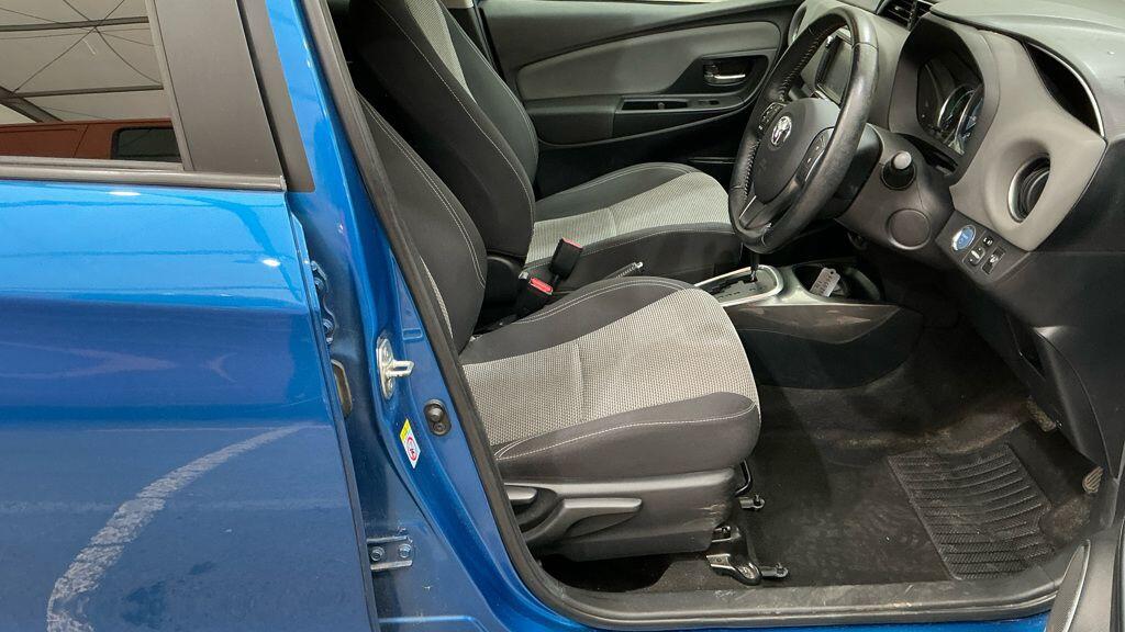 Used Toyota Yaris 2015 for sale - 78220719: Photo 7