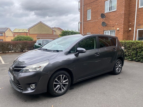 Used Toyota Verso 2014 for sale - 75257668: Photo 3